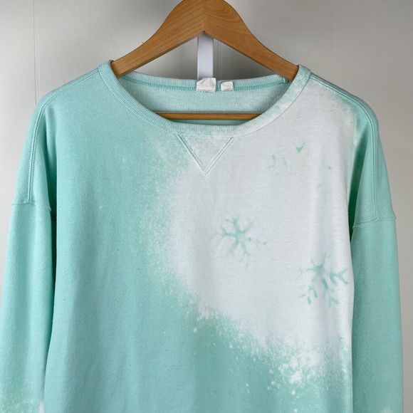 GAP Upcycled DIY Bleach Dyed Snowflake Mint Green Sweatshirt Top Womens Small - Picture 2 of 8